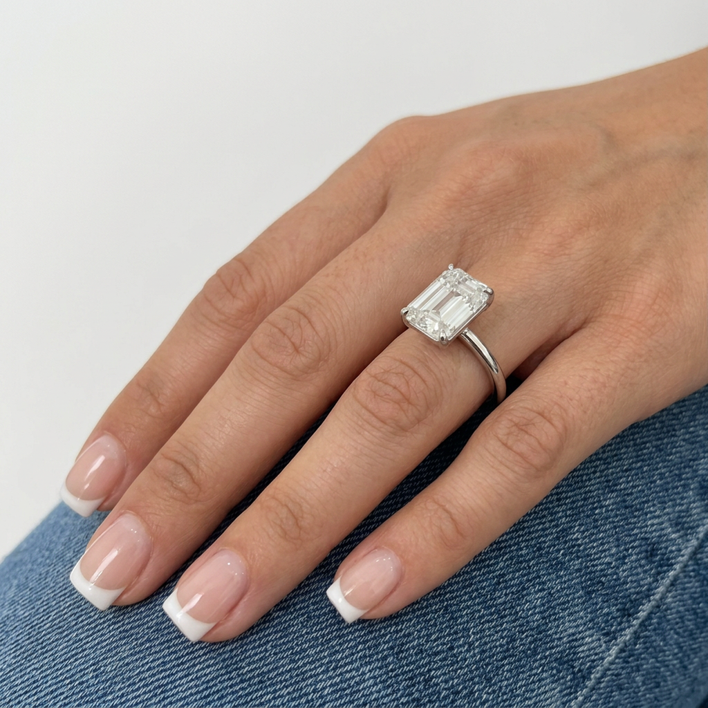 Emerald Solitaire Ring