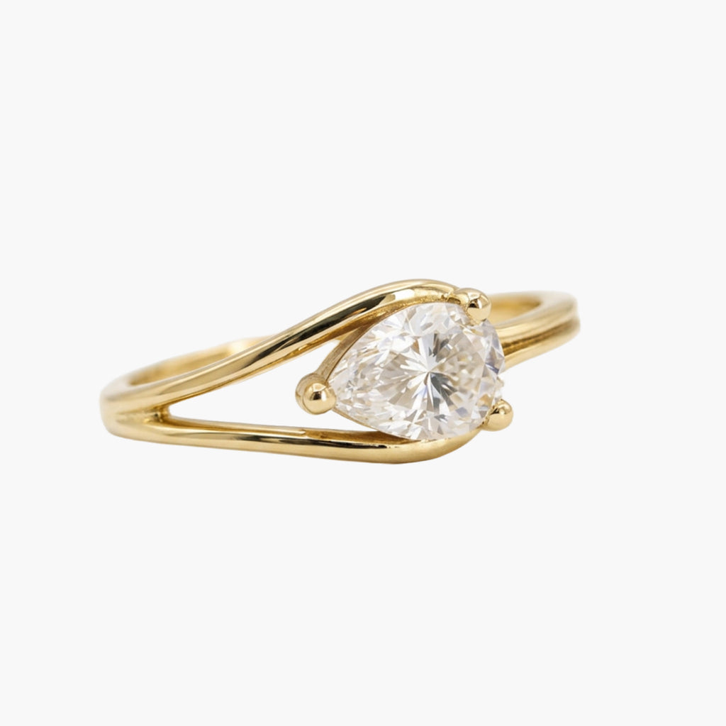East West Pear Ring